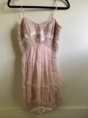 Sue Wong Pale Pink Lace-Trim Slip Dress